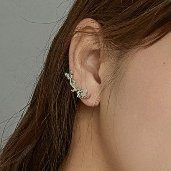 New Silver Cat and Butterfly Earrings - Picture 3 of 5